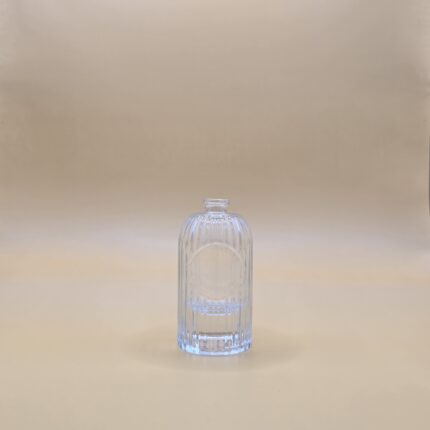 NS-R17 30ml glass perfume bottle with sleek and modern design, perfect for luxury fragrances